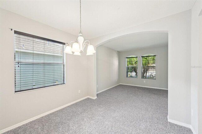 Building Photo - 12612 Avelar Creek Dr