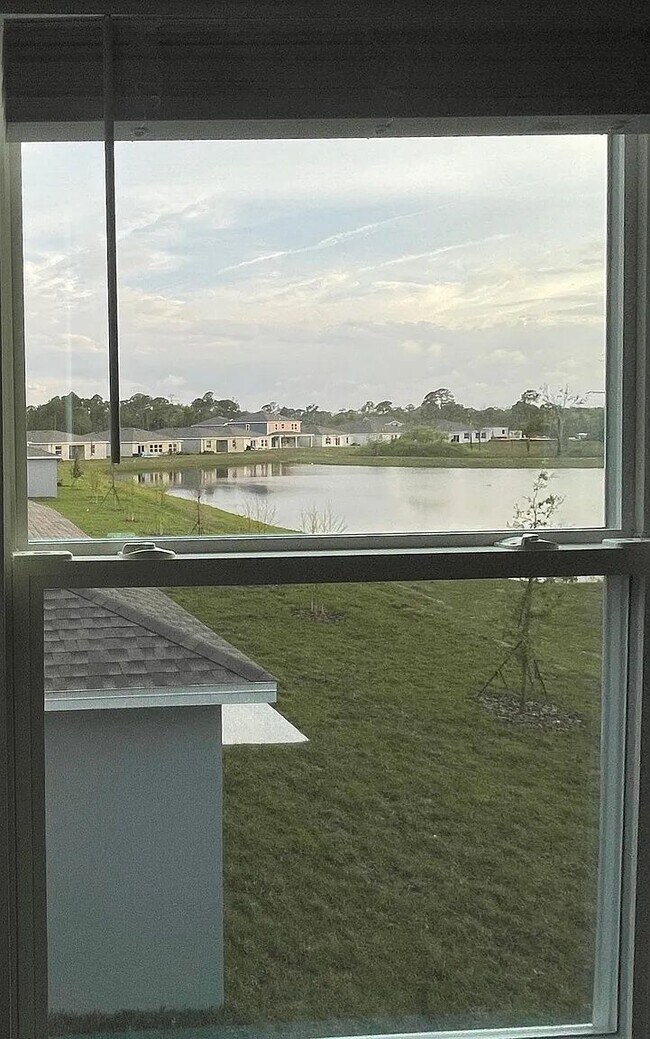 Building Photo - 3931 Willow Brk Dr