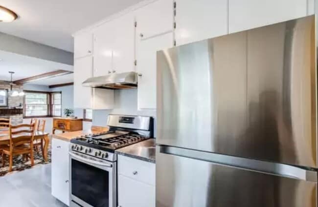 Building Photo - Beautiful 4BR 2BA Rambler in Roseville
