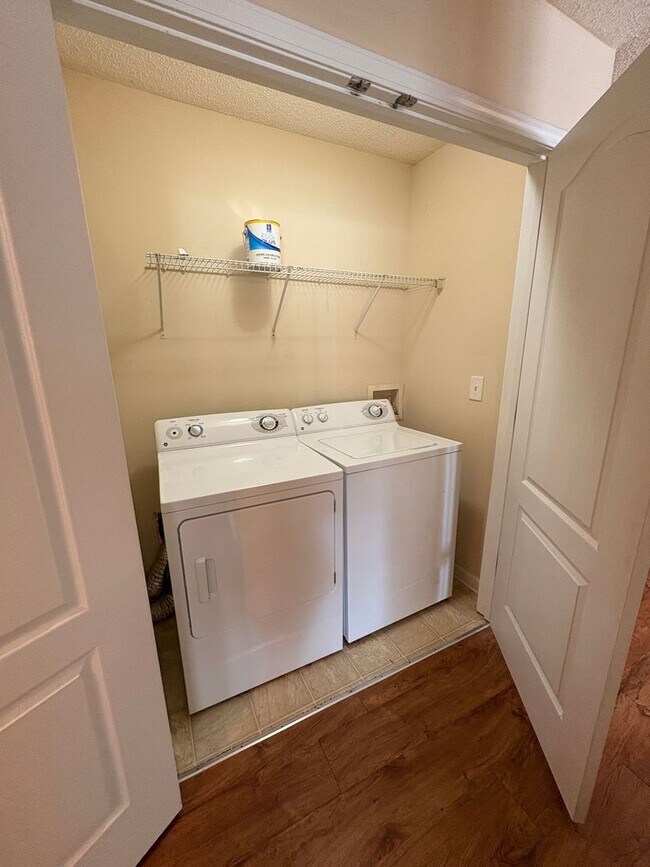 Building Photo - BRIDGEWATER HOME! PRE-LEASING FOR AUGUST 2026!