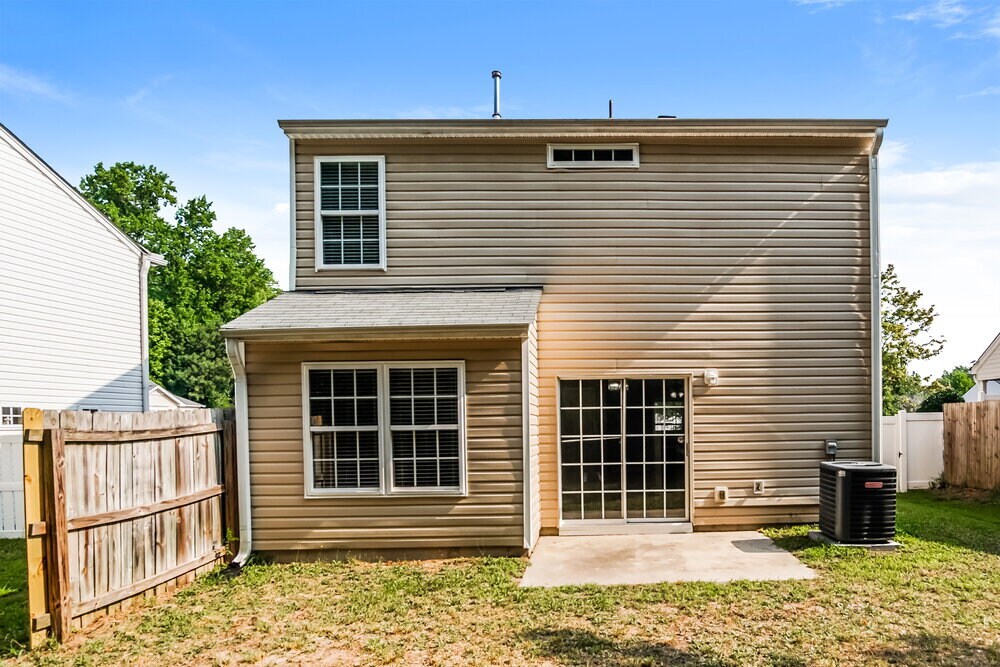 Building Photo - 5816 Ricker Rd