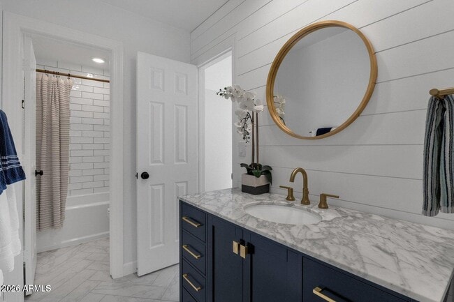 Building Photo - 11765 N 112th St