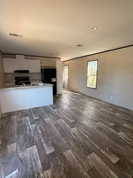 Building Photo - 5928 SE 95th Trail