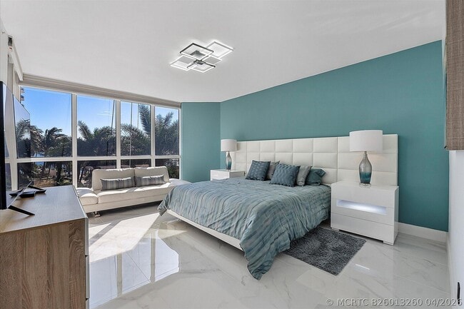 Building Photo - 3100 N Ocean Blvd