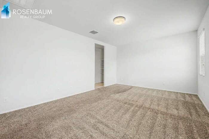 Building Photo - 41917 W Manderas Ln