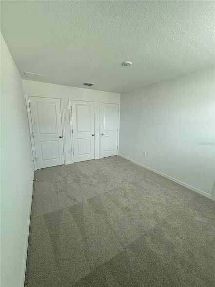 Building Photo - 3082 Skyline Lp