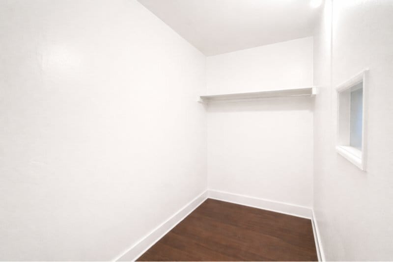 Building Photo - 2 N Main St