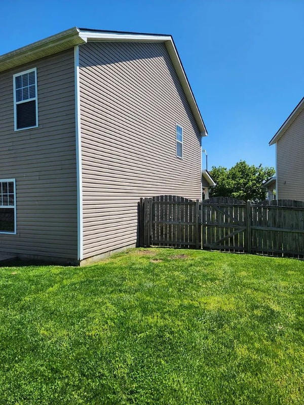 Building Photo - 1325 Harrington Ct