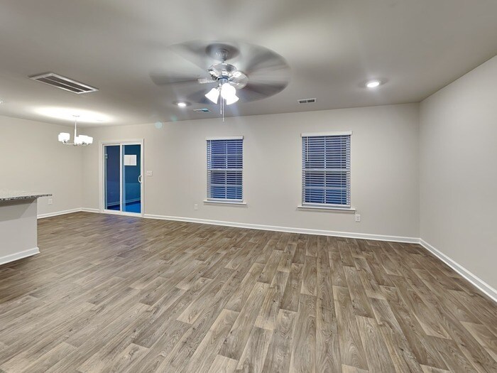 Building Photo - 96 Salers Ln