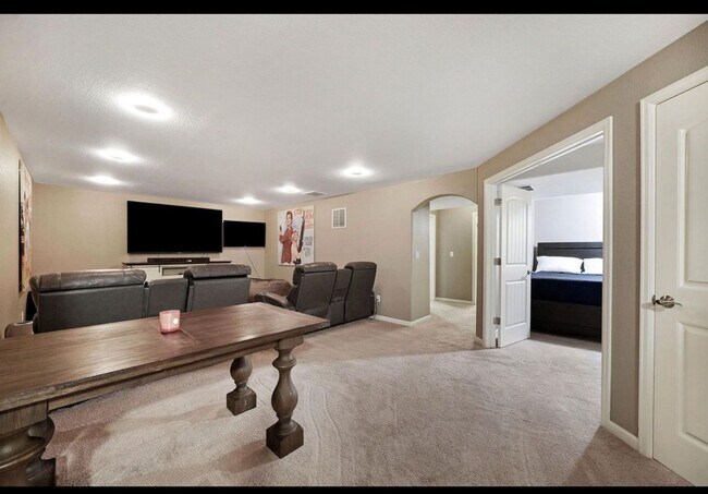 Building Photo - FULLY FURNISHED Northgate 3 Bed & Office near AFA
