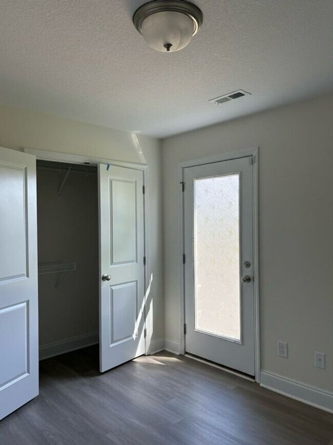 Building Photo - Brand New 2025 Townhouse with Stunning Private Deck!