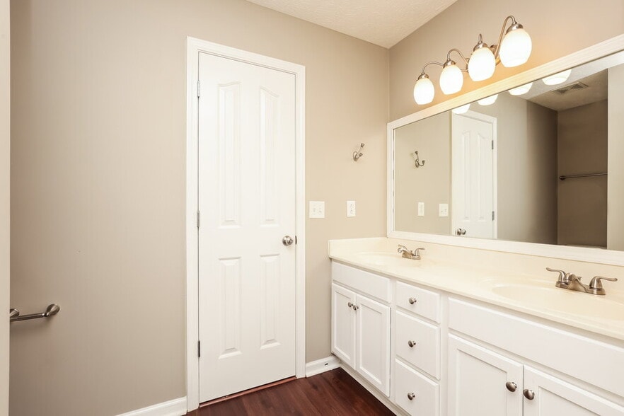 Building Photo - 3110 Swilly Ct
