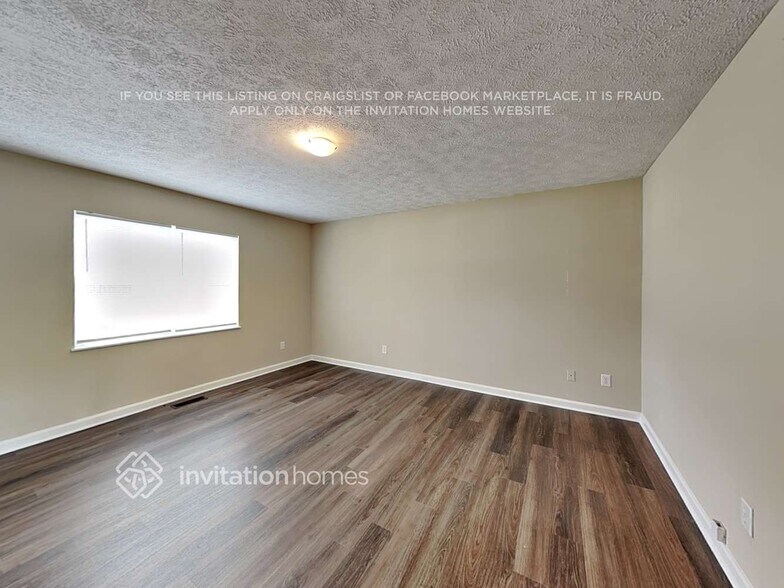 Building Photo - 110 Cartway Ln