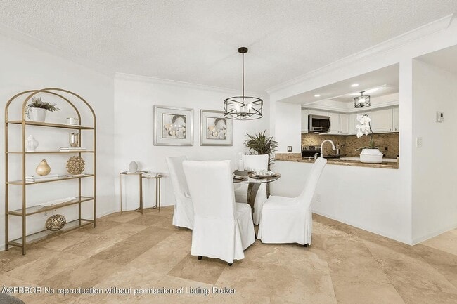 Building Photo - 3701 S Flagler Dr