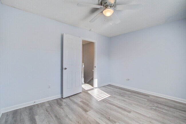 Building Photo - 1836 Mepkin Rd