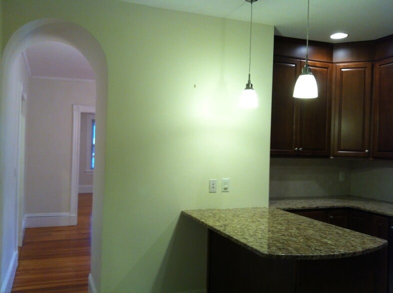 Building Photo - 87-2 Florence St