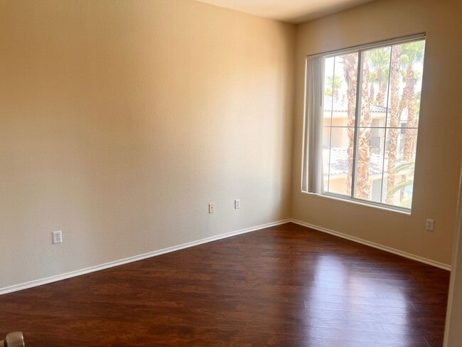 Building Photo - 7135 S Durango Dr