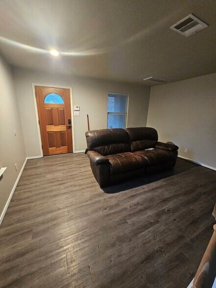 Building Photo - 316 Cordero Dr