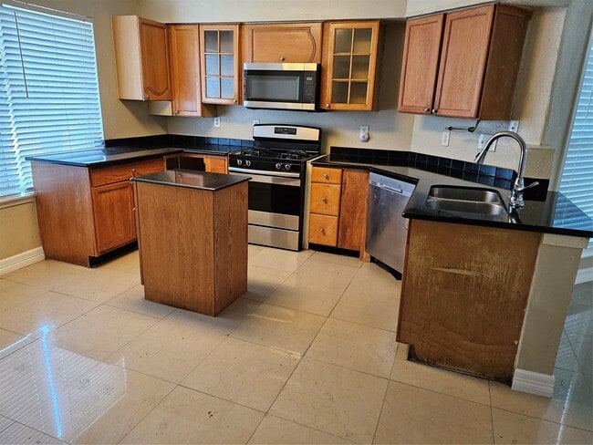 Building Photo - 7218 Caddo Lake Ln
