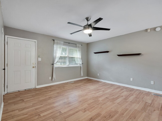 Building Photo - 4117 Wiggington Rd