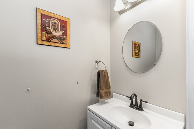 Building Photo - 5400 Harbour Pointe Blvd