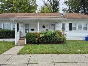 Building Photo - 89 Poplar Ave