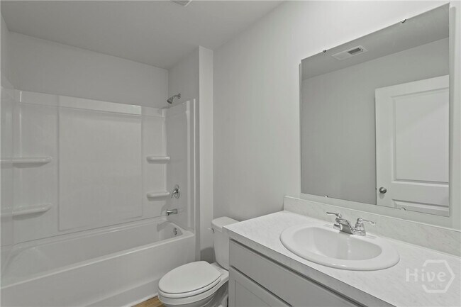 Building Photo - 231 Skylark Rd