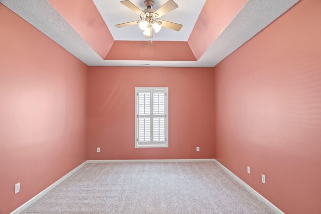 Building Photo - Great Wake Forest Location