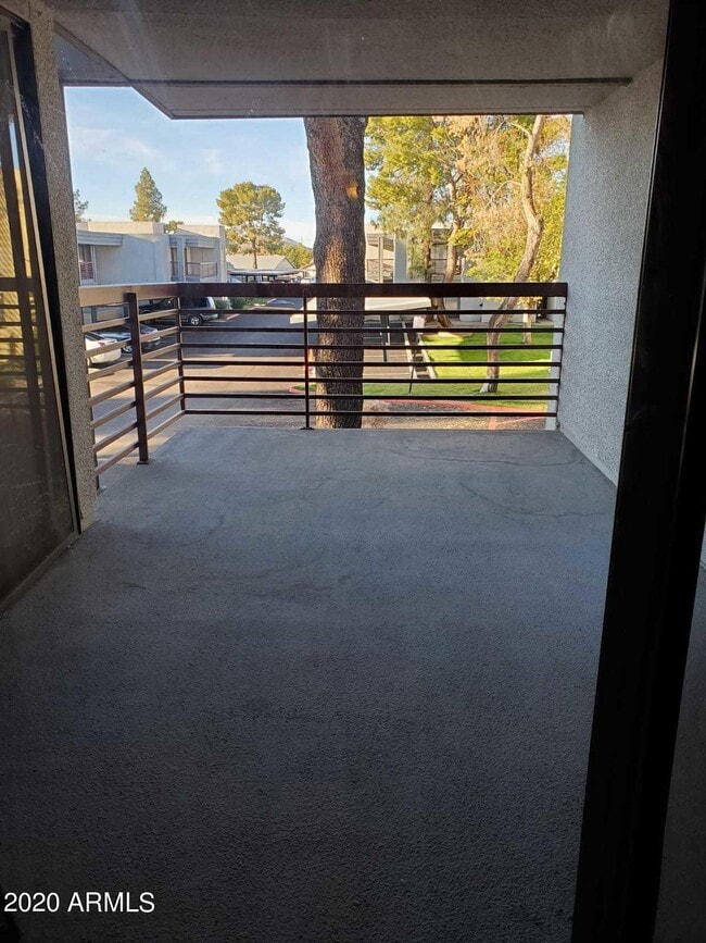 Building Photo - 3329 W Danbury Dr