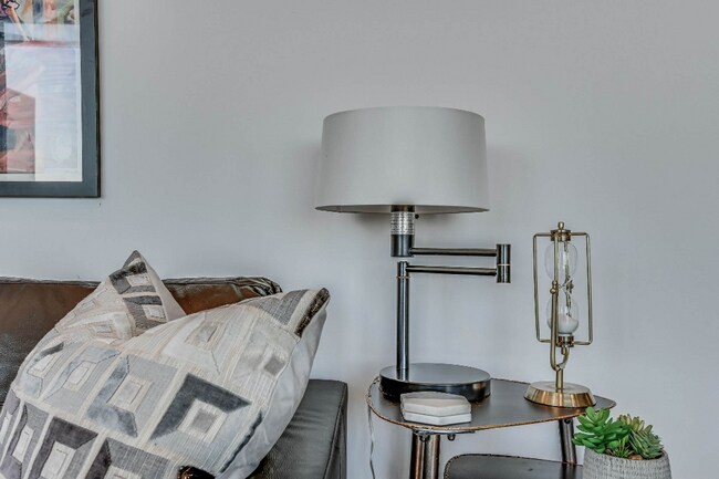 Building Photo - 920 South St