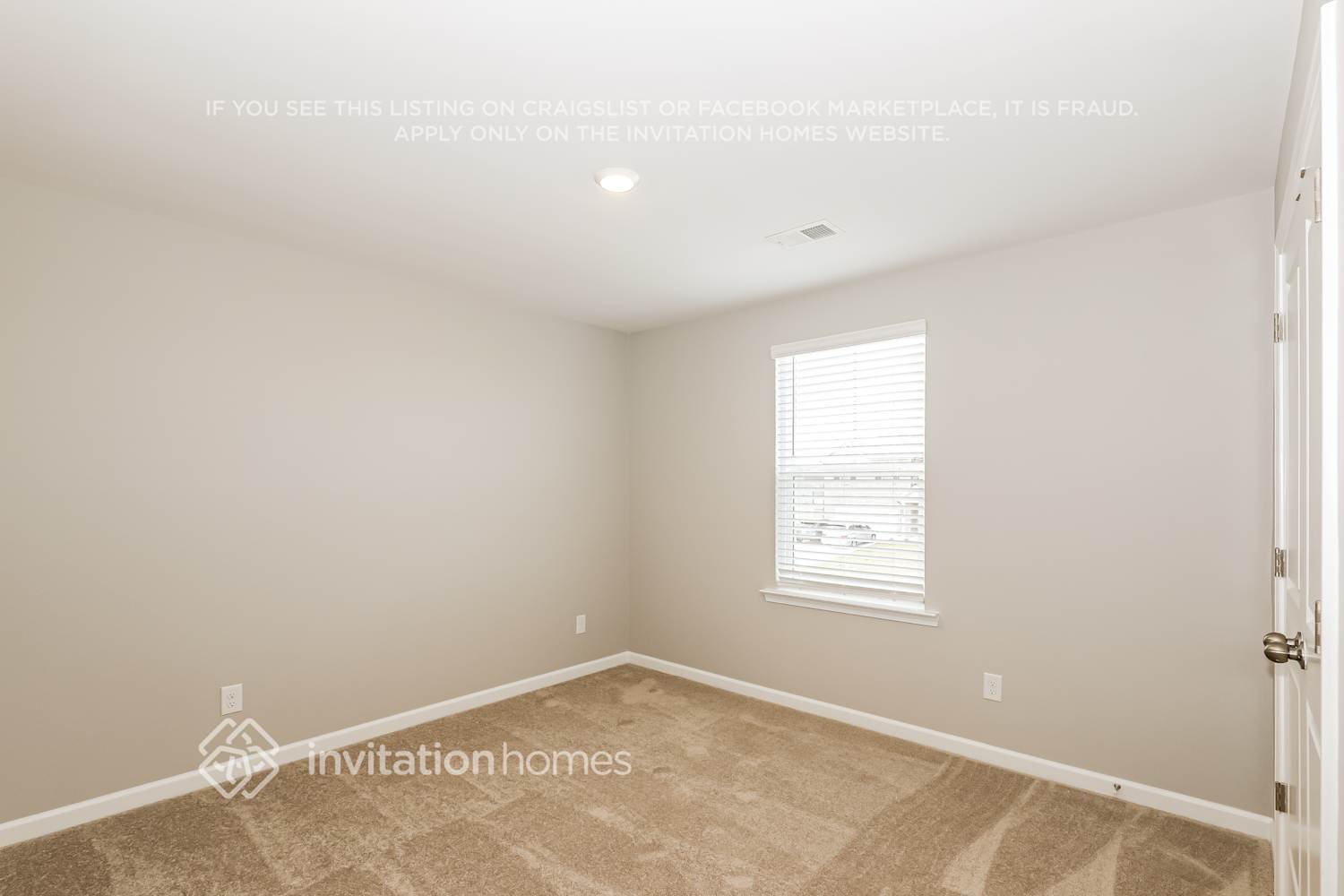 Building Photo - 532 Almere Dr