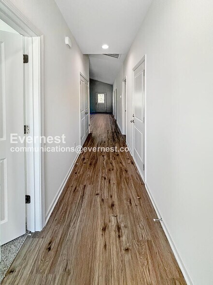 Building Photo - 10820 Mt Holly Rd