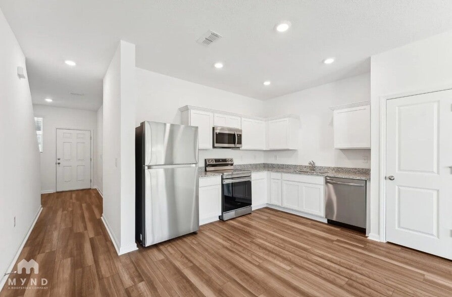 Building Photo - 3017 Fulong Dr