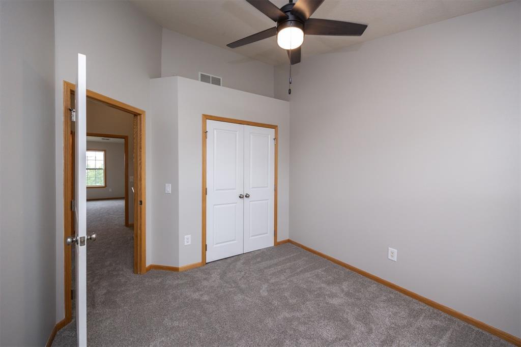 1st Guest Bedroom - 928 NE Kamies Ln