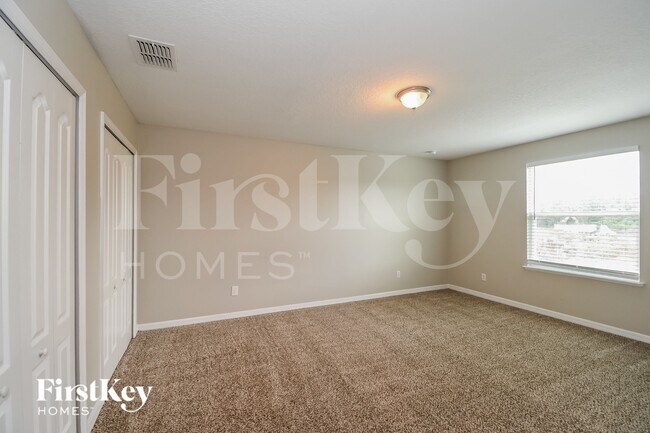 Building Photo - 10286 Magnolia Hills Dr
