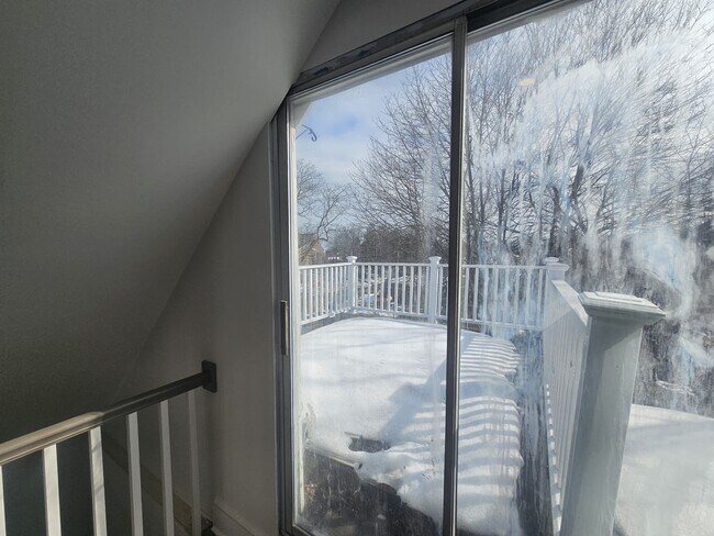 Building Photo - Fairfield Ave