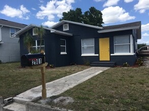Building Photo - West Tampa Home, near UT and Downtown