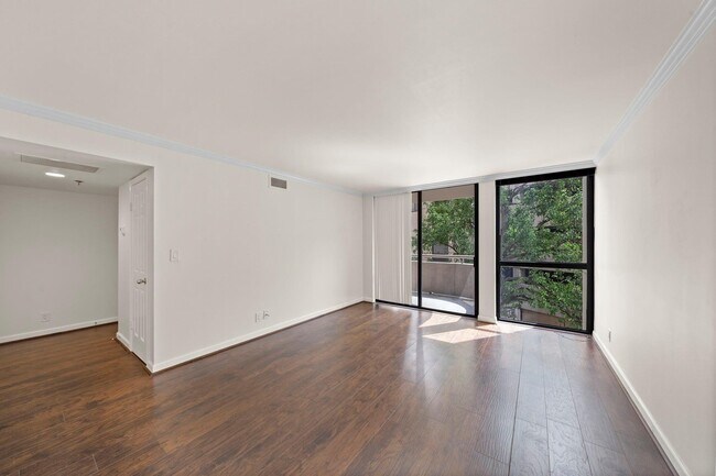 Building Photo - 3525 Sage Rd