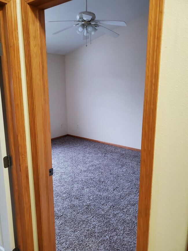 Building Photo - 936 McKinley Ave