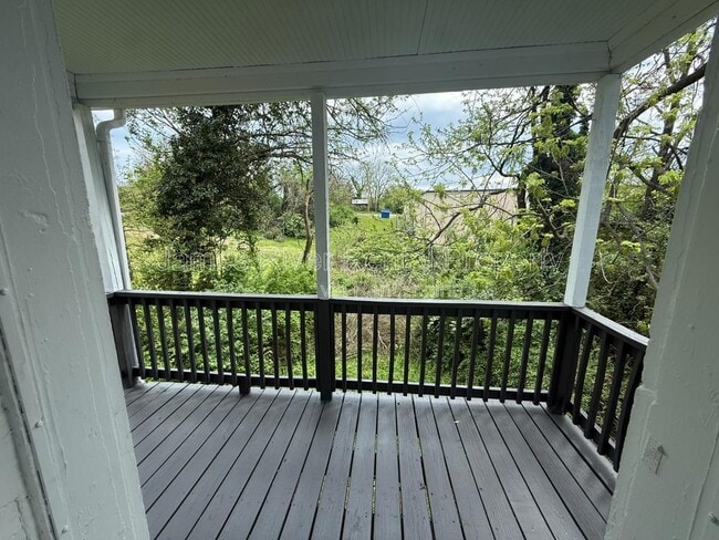 Building Photo - 1710 15th St