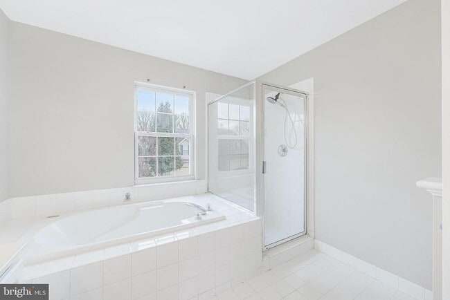 Building Photo - 21765 Tottenham Hale Ct