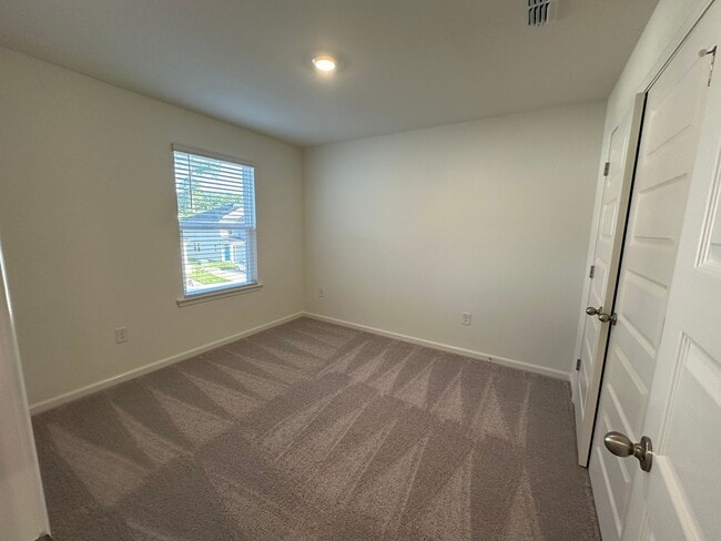 Building Photo - Mebane