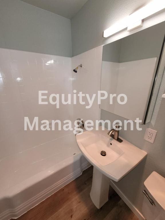 Building Photo - 7043 Pickering Ave