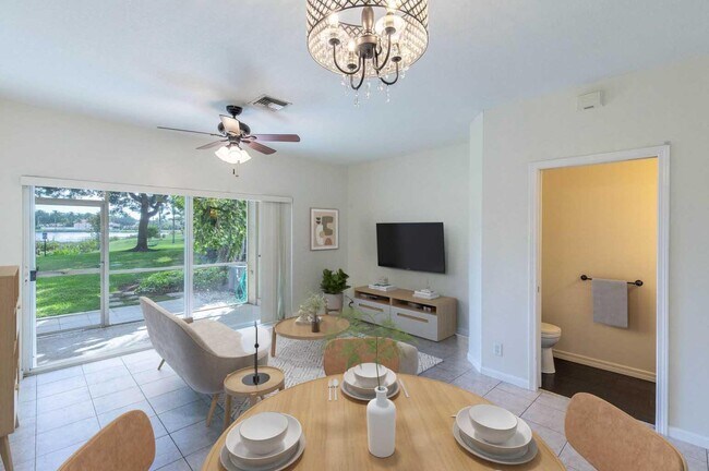 Building Photo - 6916 Crooked Fence Dr