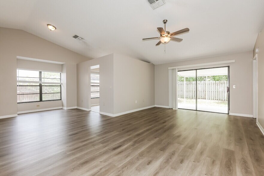 Building Photo - 603 Chilt Dr