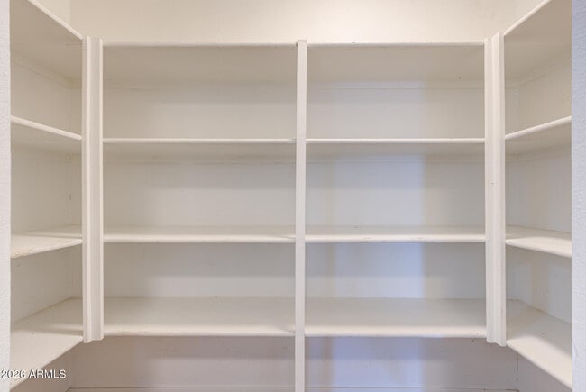 Building Photo - 157 W Juniper St