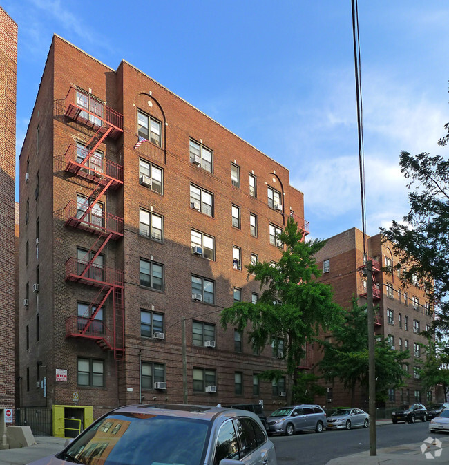 4216 80th St - 4216 80th St Elmhurst NY 11373 | Apartment Finder