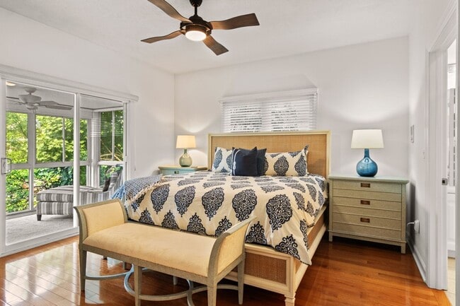 Building Photo - Furnished Pet-Friendly 30-Day Extended Stay Riverfront Condo