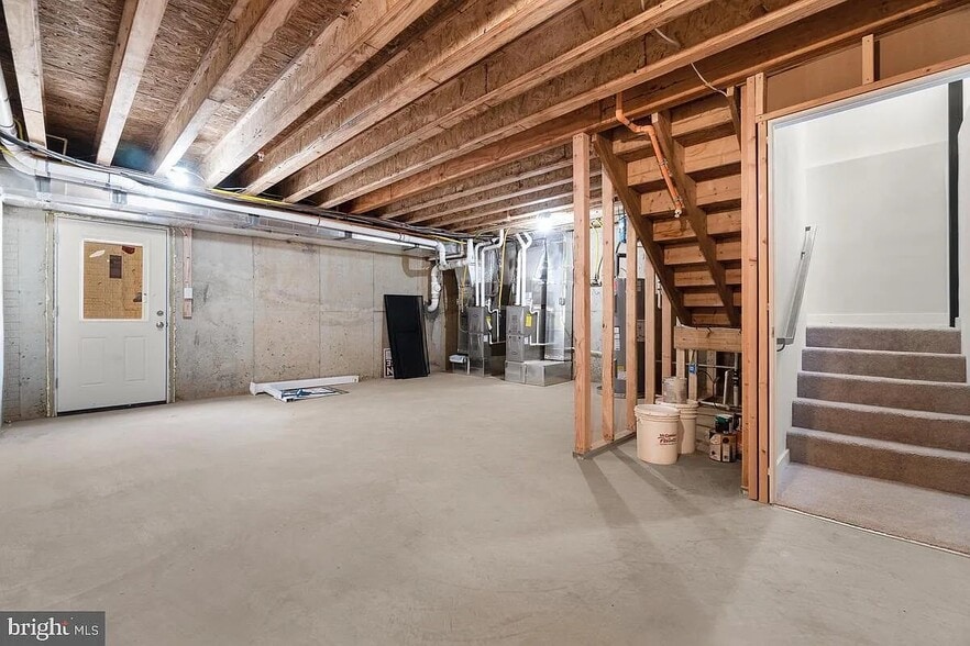 Building Photo - 8618 Jones Mill Rd