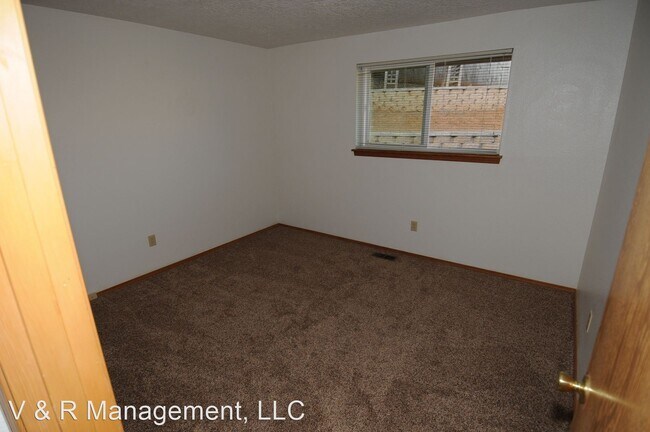 Building Photo - 1485-1487 Woodside Ct SE